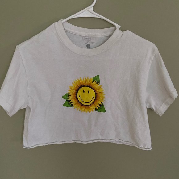 Desert Dreamer Smiley Face Sunflower Tee - Picture 3 of 3